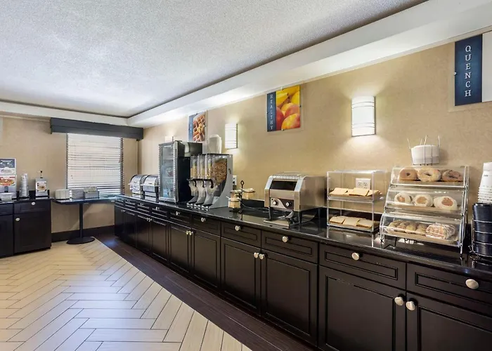 Best Western Harrisburg North Hotel